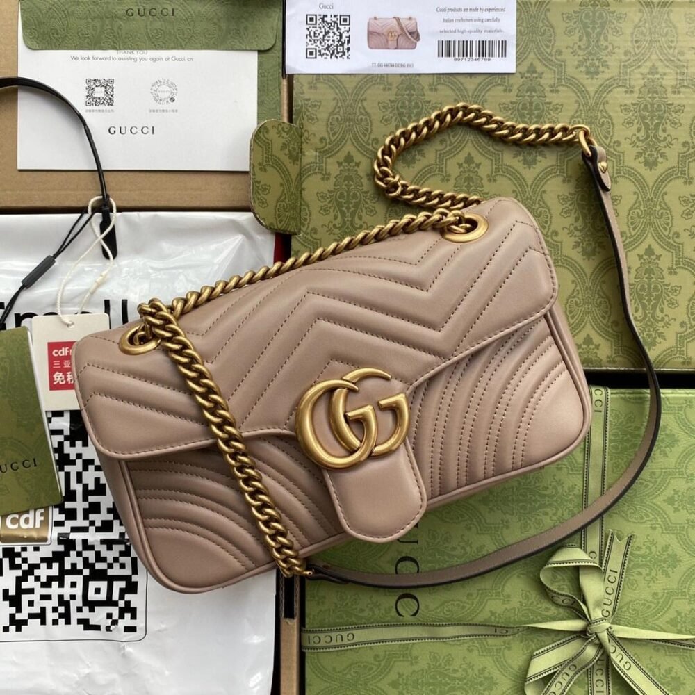 Gucci 739682 GG Marmont Matelassé mini tote bag milk tea