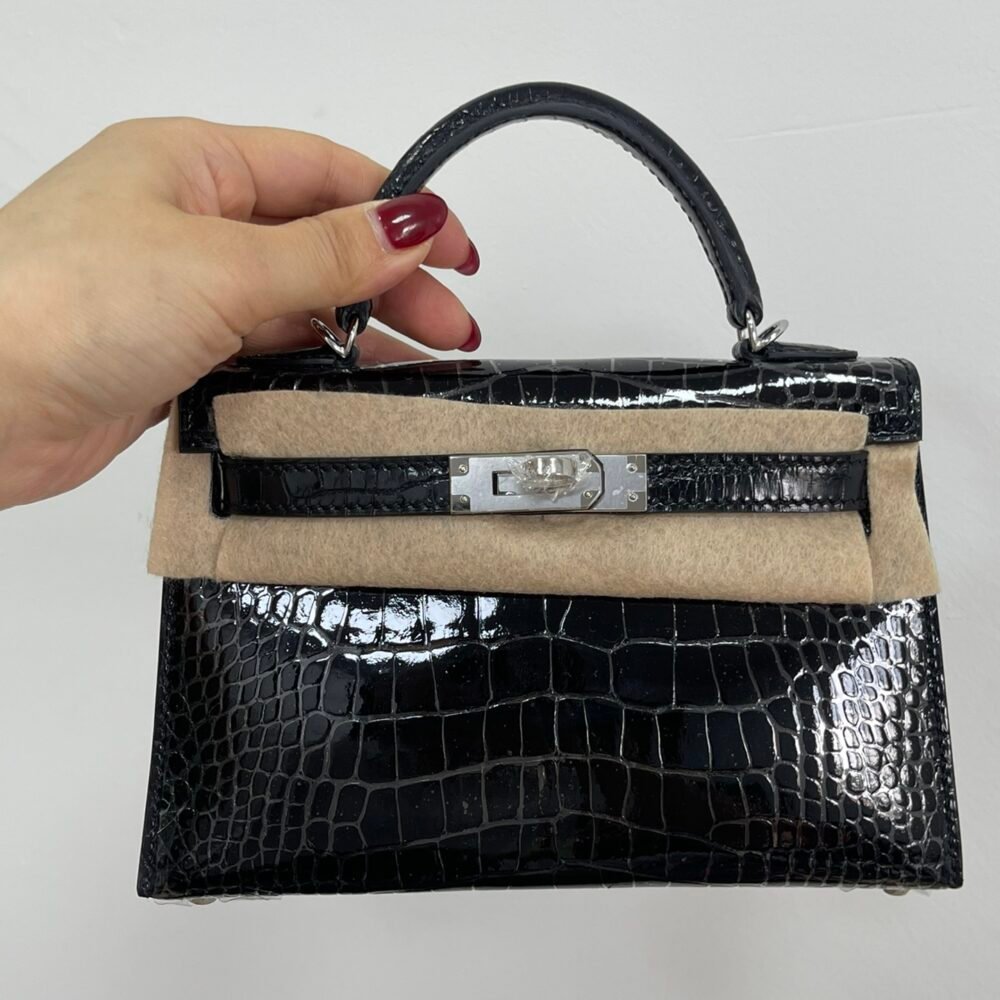 Hermes Mini Kelly Pouchette Crocodile Leather H230234 Black