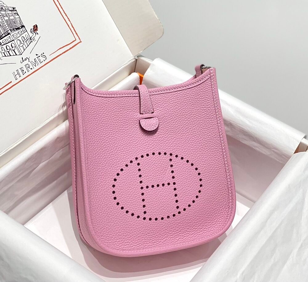 Hermes H083435 Evelyne III 29 Shoulder Bag Silver Hardware Pink