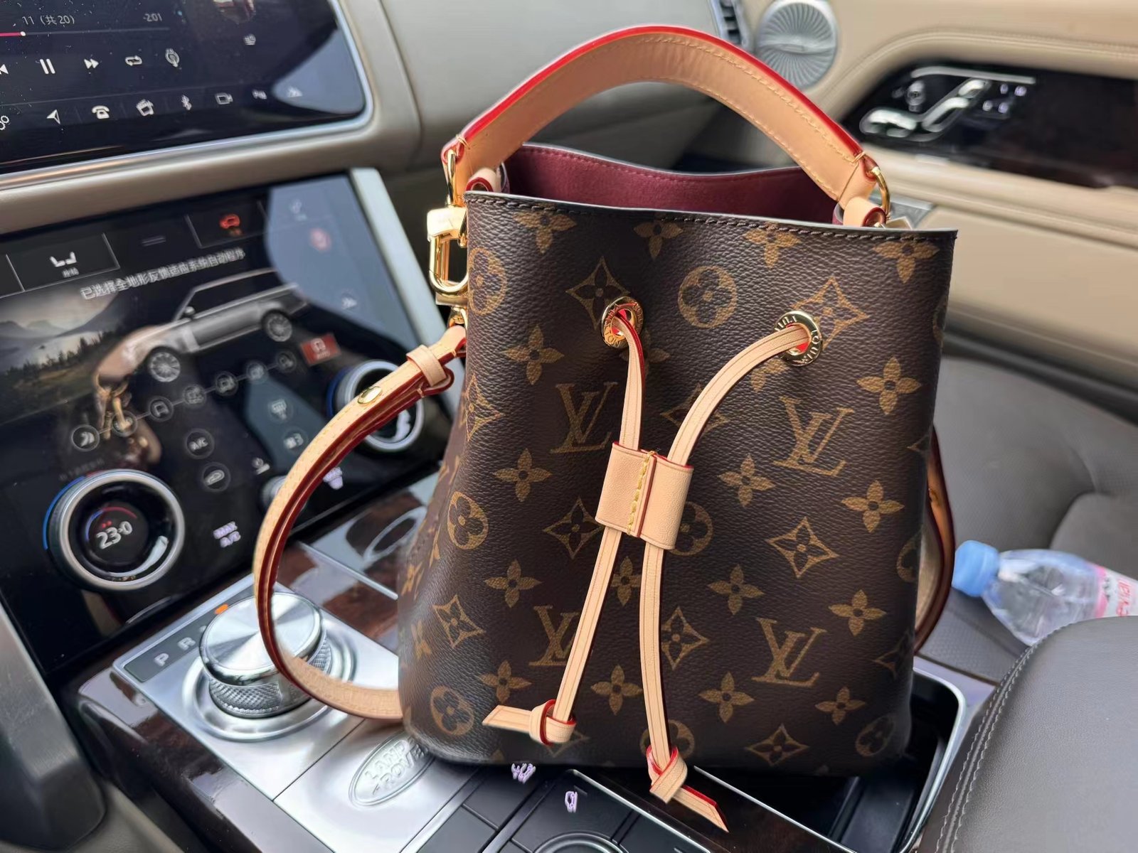 Louis Vuitton NeoNoe MM Bag Monogram Empreinte M44887 photo review