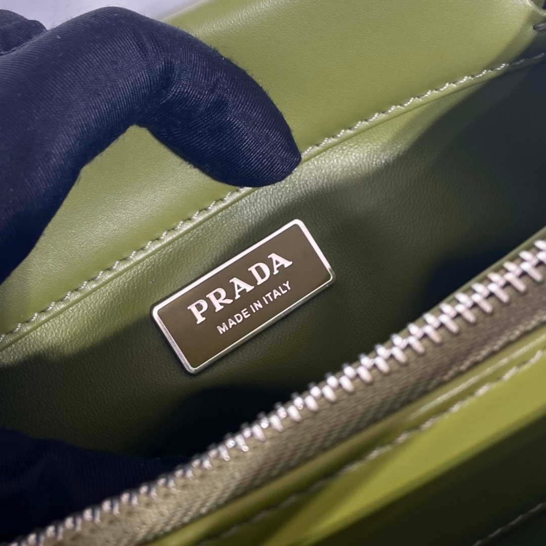 Prada 1BA368 Leather mini-bag Bag Green