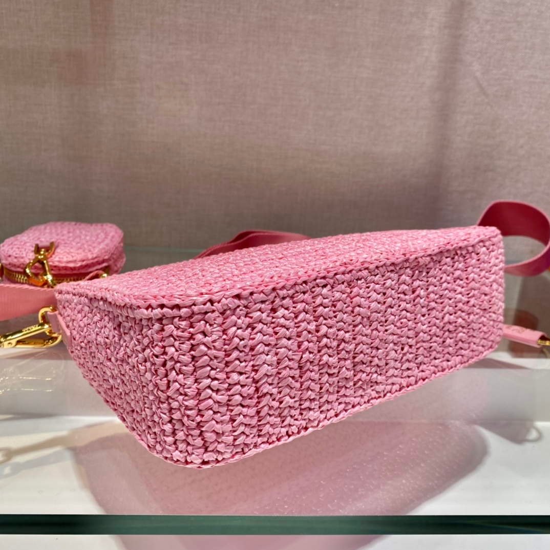 Prada 1BH204 Prada Re-Edition 2005 Raffia Bag in Pink