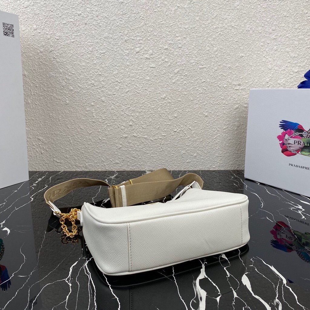 Prada 1BH204 Prada Re-Edition 2005 Saffiano leather Bag in White