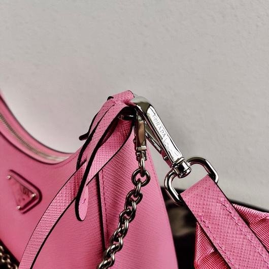 Prada 1BH204 Prada Re-Edition 2005 Saffiano leather Bag in Pink