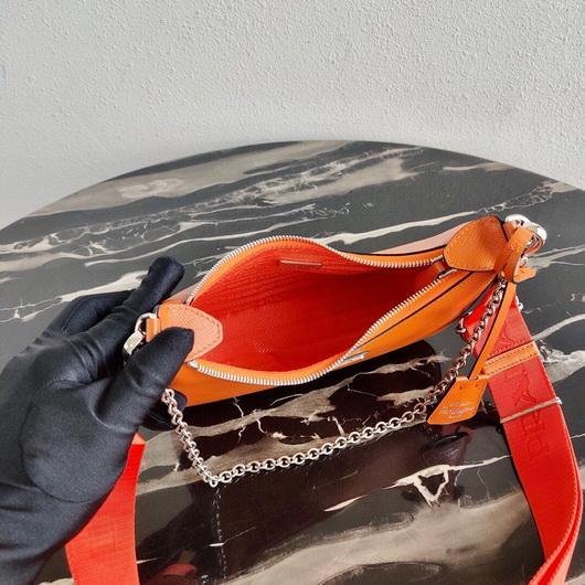 Prada 1BH204 Prada Re-Edition 2005 Saffiano leather Bag in Orange