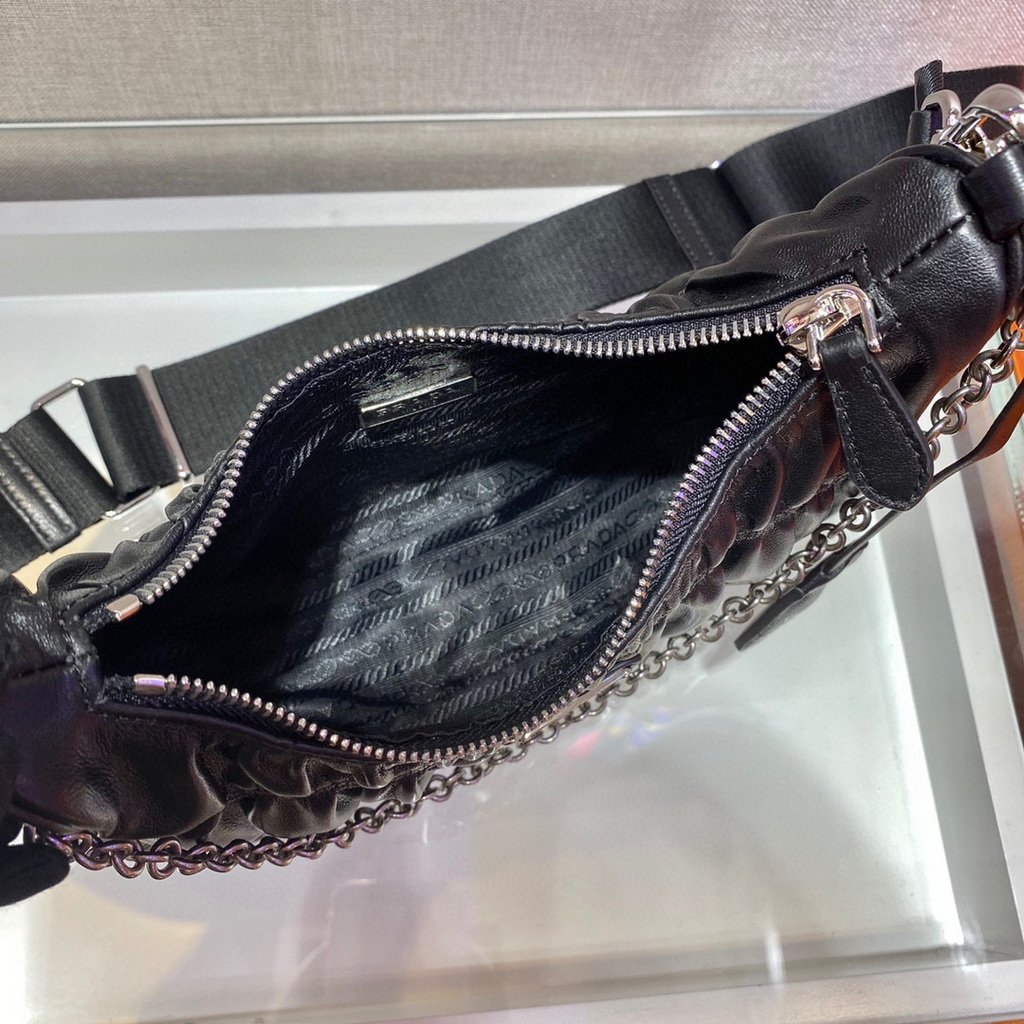 Prada 1BH204 Mini Bags Prada Crossbody Leather bag In Black