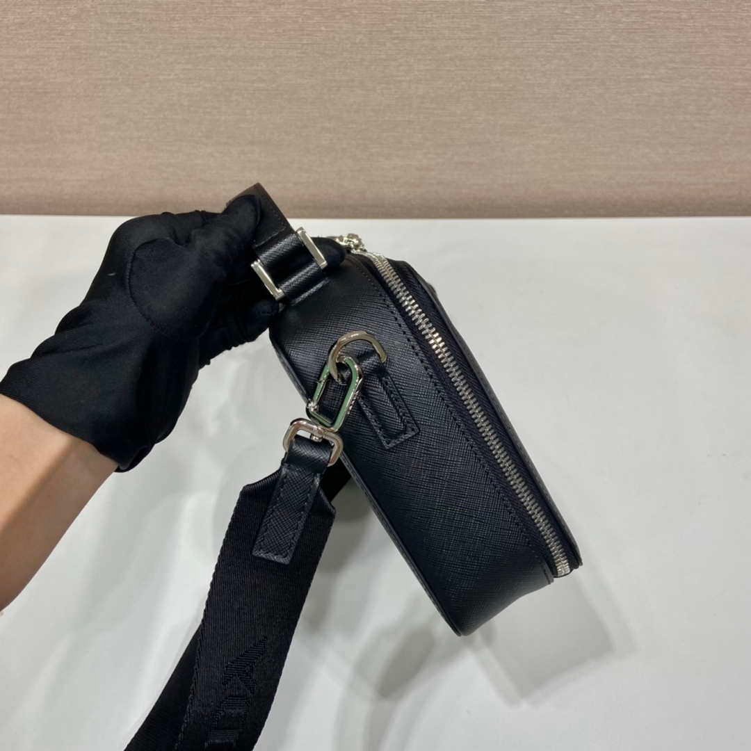 Prada 2VH069 Brique Saffiano leather bag Black