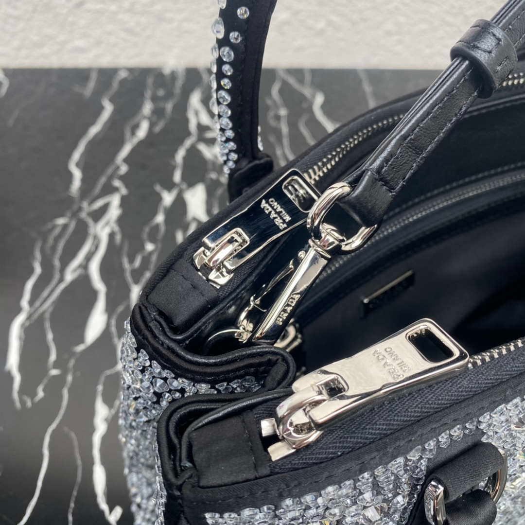 Prada 1BA896 Prada Galleria Saffiano leather small bag Black