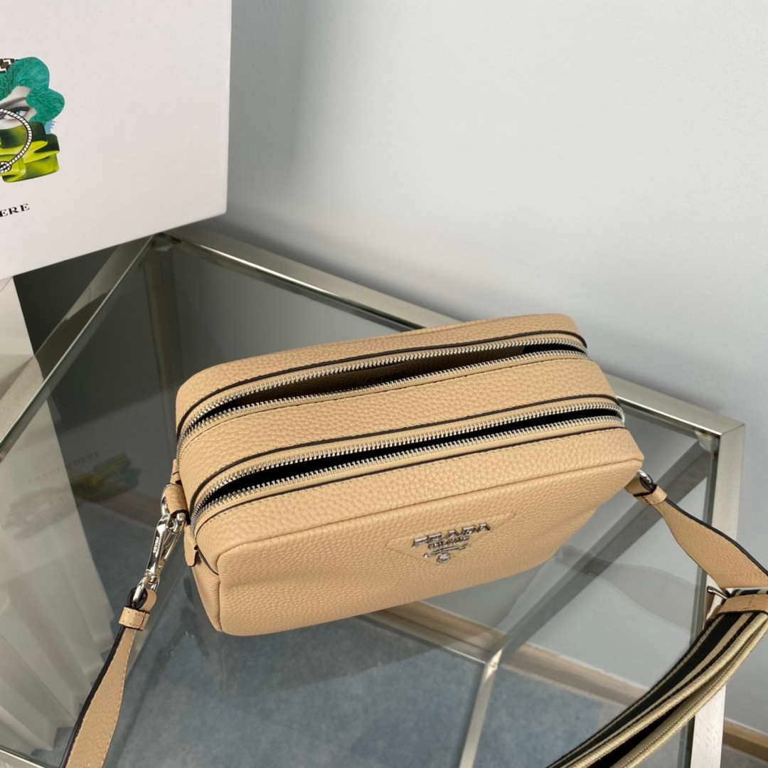 Prada Leather bag with shoulder strap 1BH082 Apricot