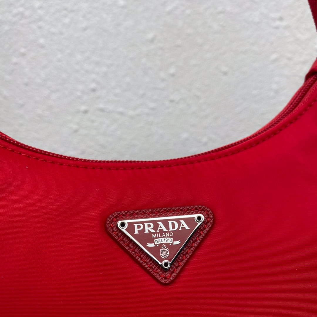 Prada 1NE515 Re-Nylon Re-Edition 2000 mini-bag Red