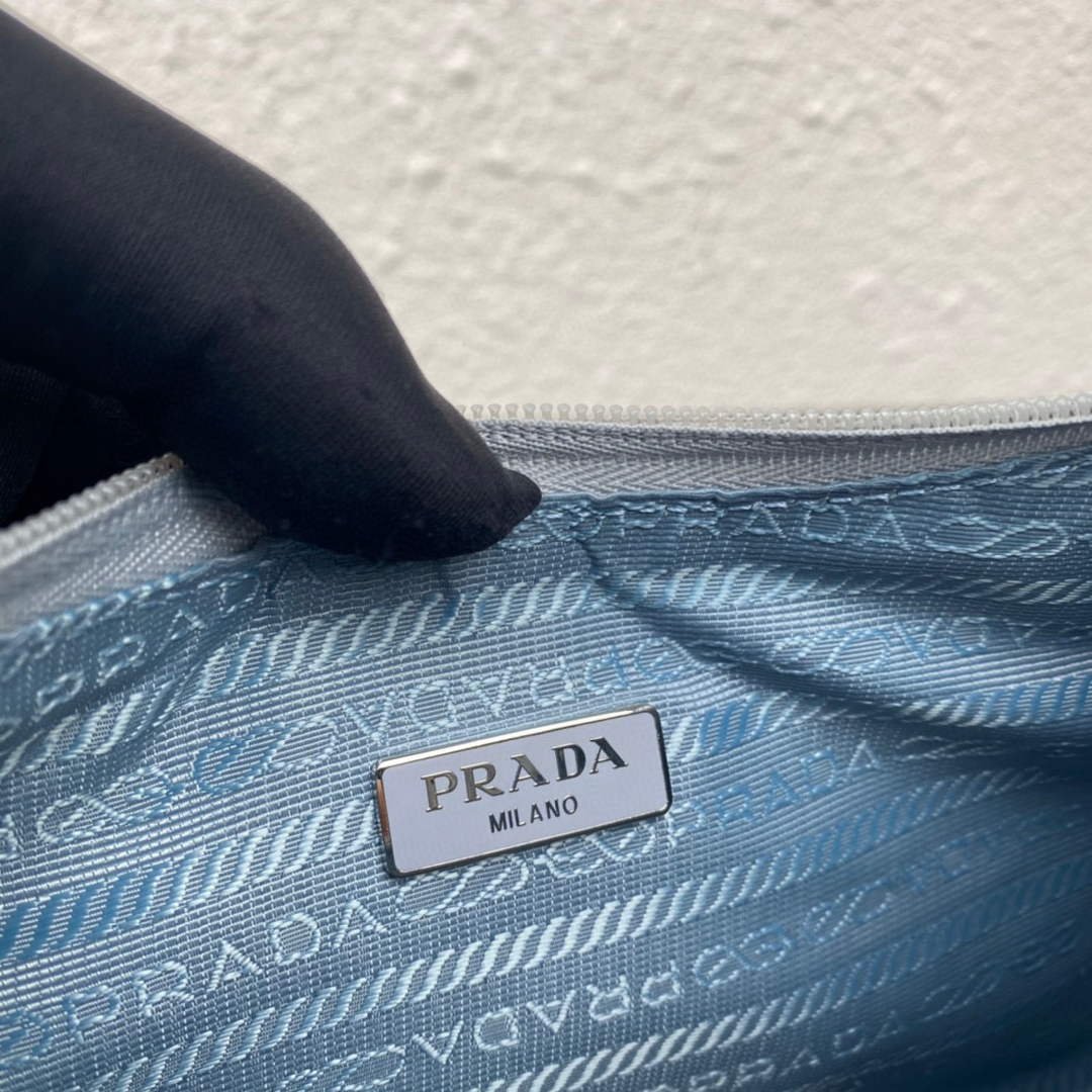 Prada 1NE515 Re-Nylon Re-Edition 2000 mini-bag Light Blue