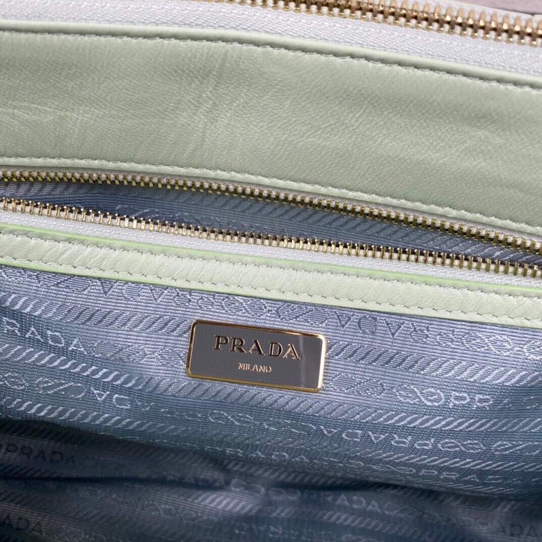 Replica Prada Small Prada Galleria Saffiano Leather bag 1BA863 Green
