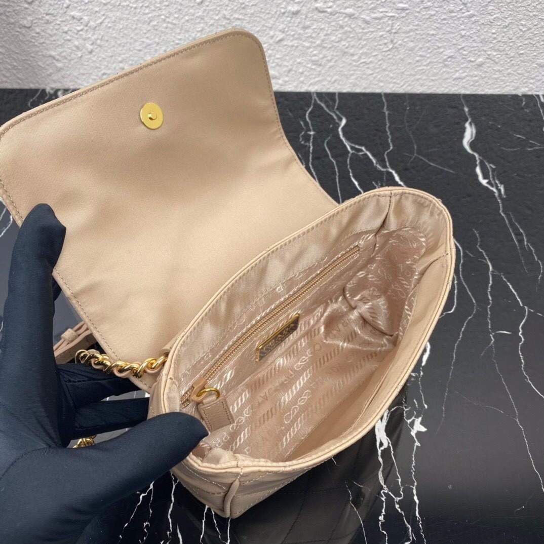 Prada Nylon Vintage Chain rhombus stray Bag 1BD619 Apricot