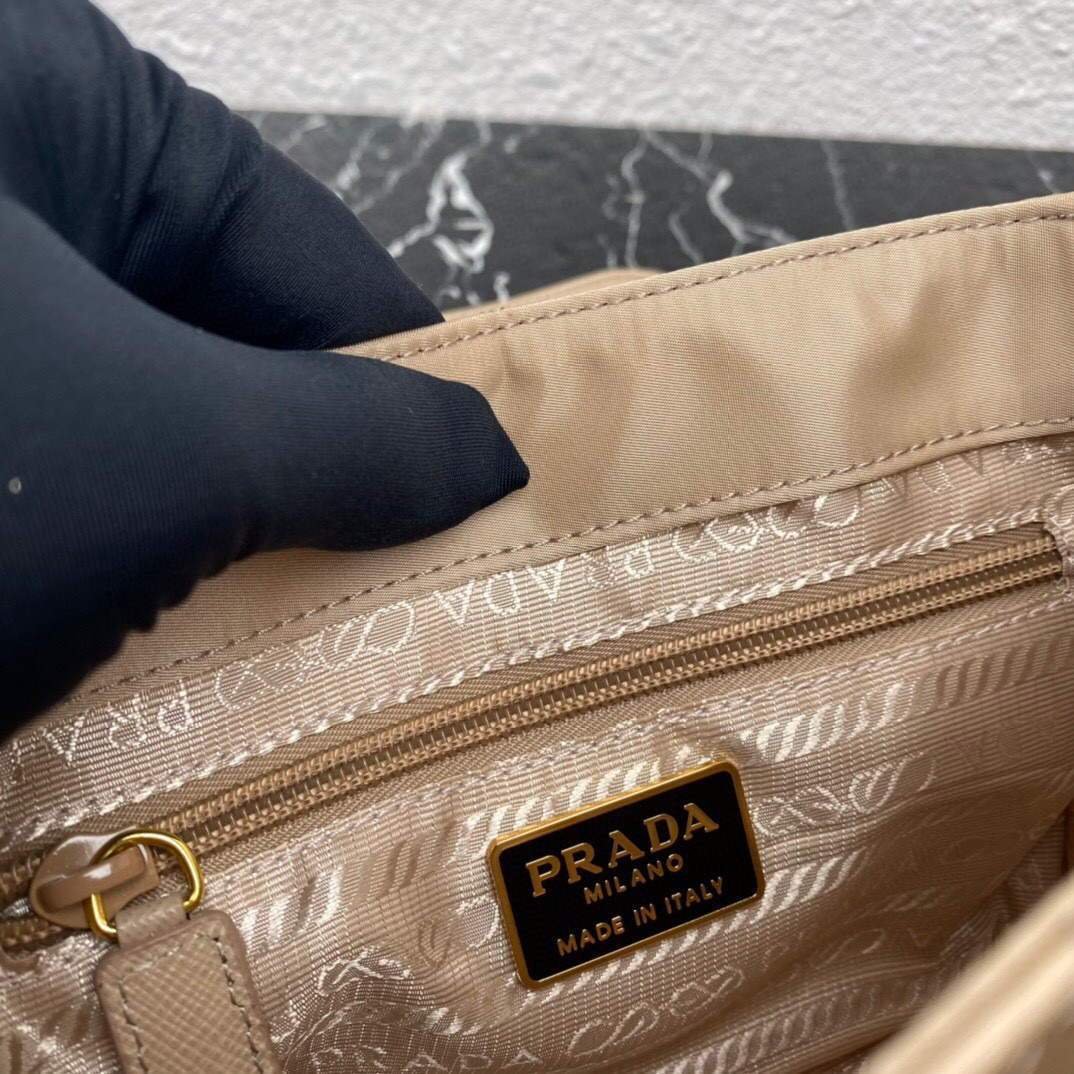 Prada Nylon Vintage Chain rhombus stray Bag 1BD619 Apricot
