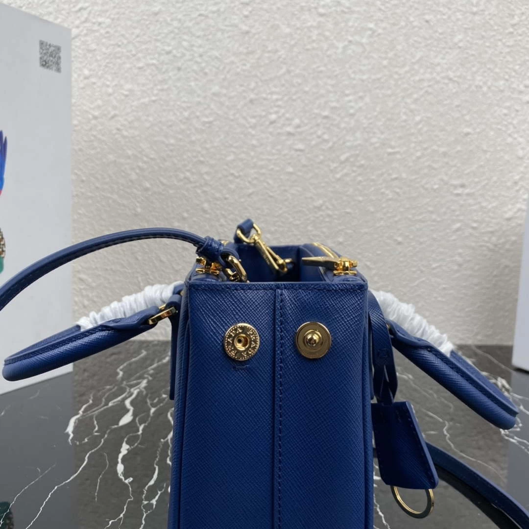 Prada 1BA906 Prada Galleria Saffiano leather mini-bag Blue