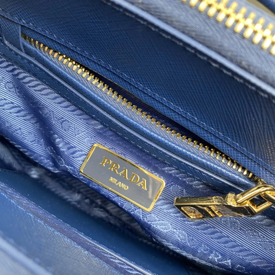Prada 1BA906 Prada Galleria Saffiano leather mini-bag Blue