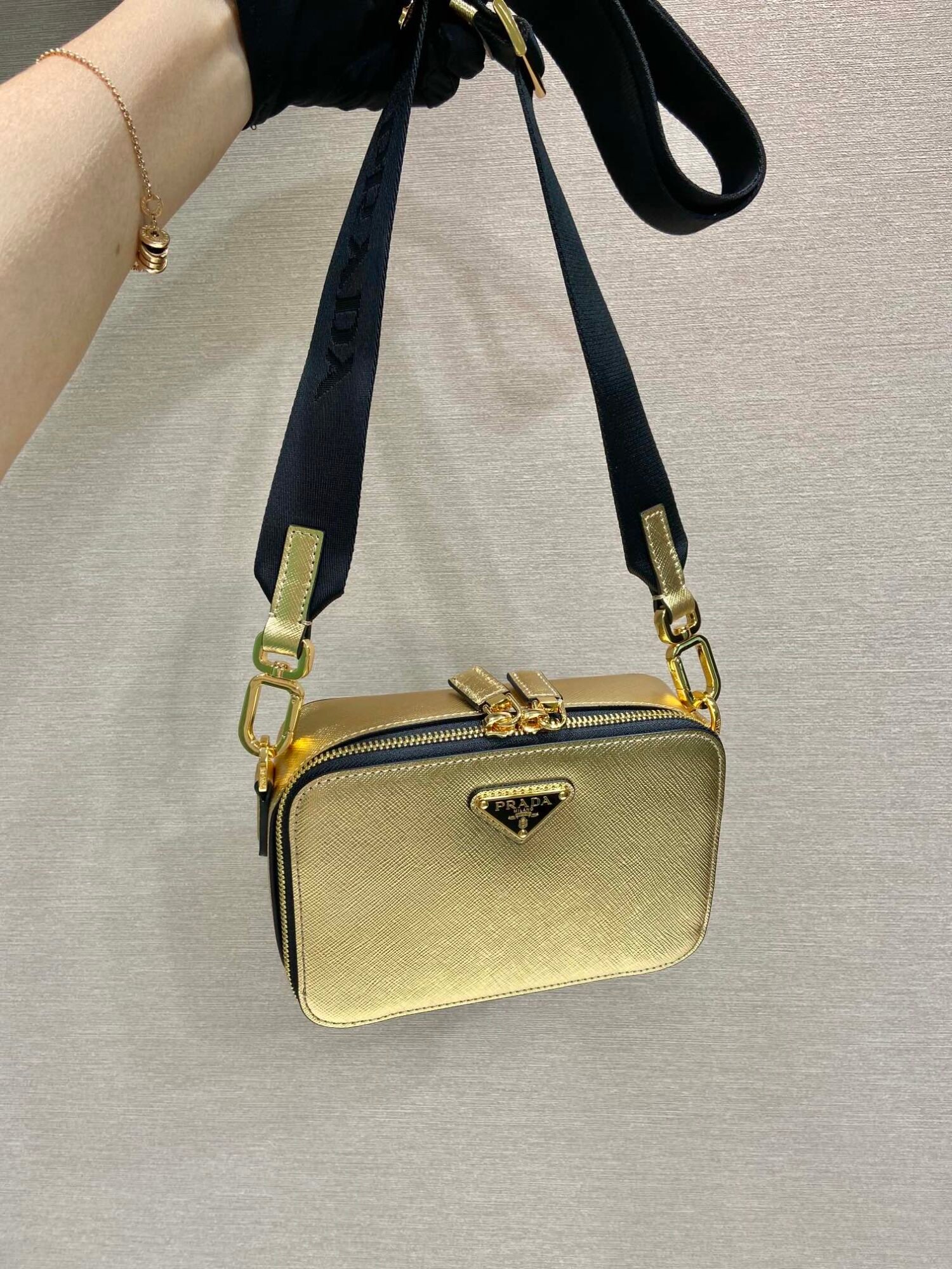Prada 2VH070 Saffiano Gold leather Prada Brique bag