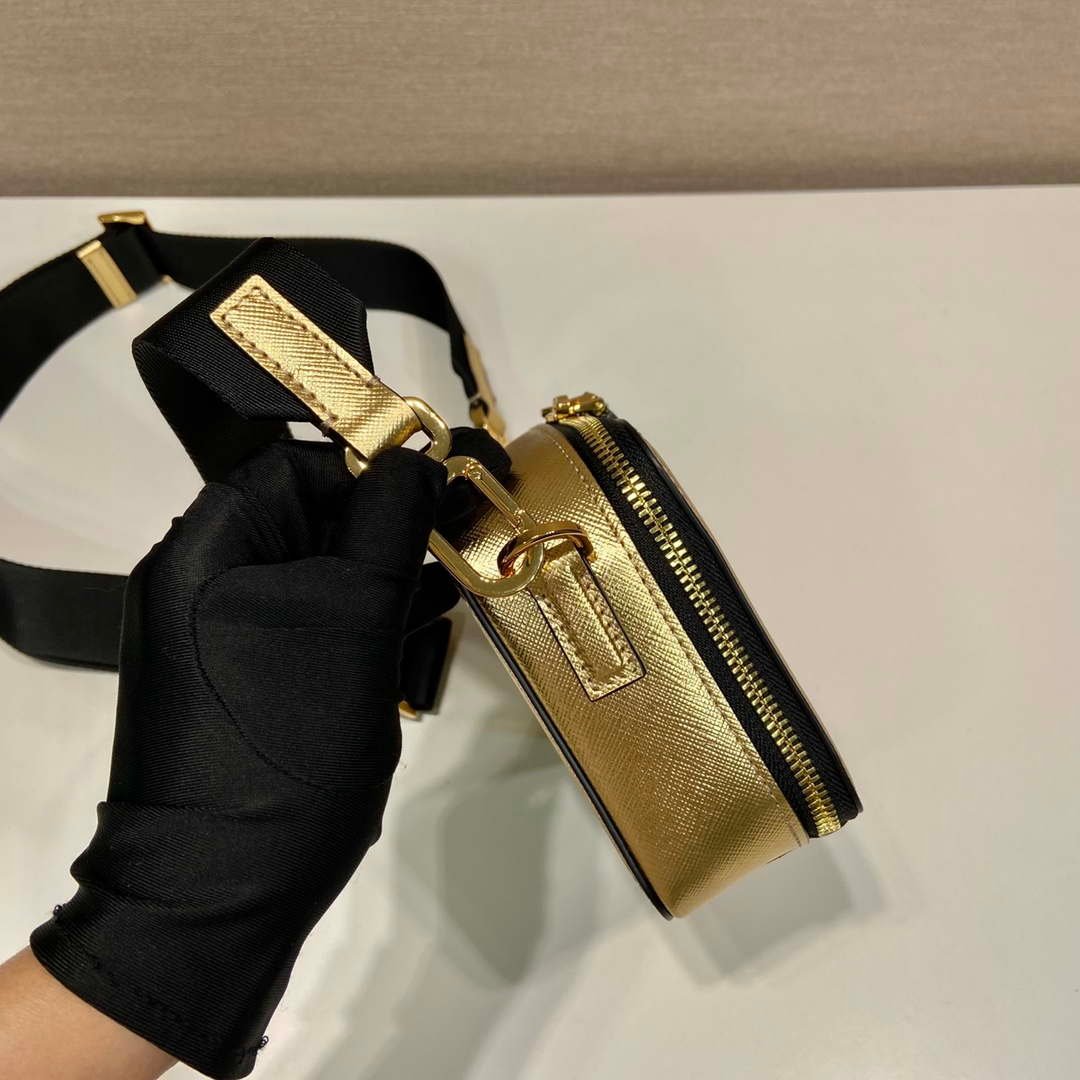 Prada 2VH070 Saffiano Gold leather Prada Brique bag