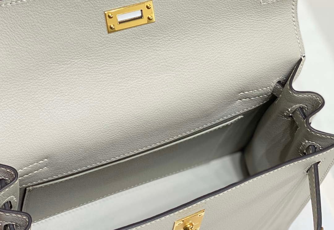 Replica Hermes Evercolor Kelly Danse II 22cm Leather Crossbody Bag H20372 Light Gray