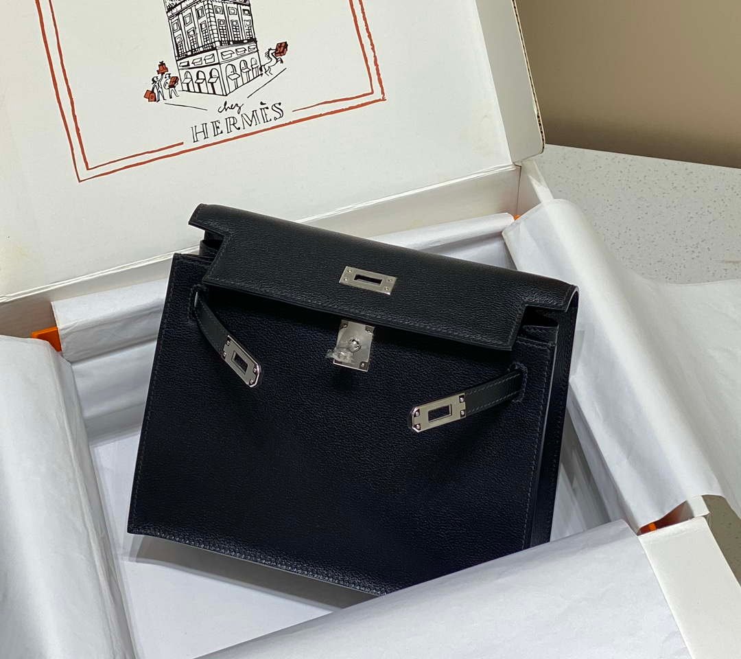 Replica Hermes Evercolor Kelly Danse II 22cm Leather Crossbody Bag H20371 Black Silver