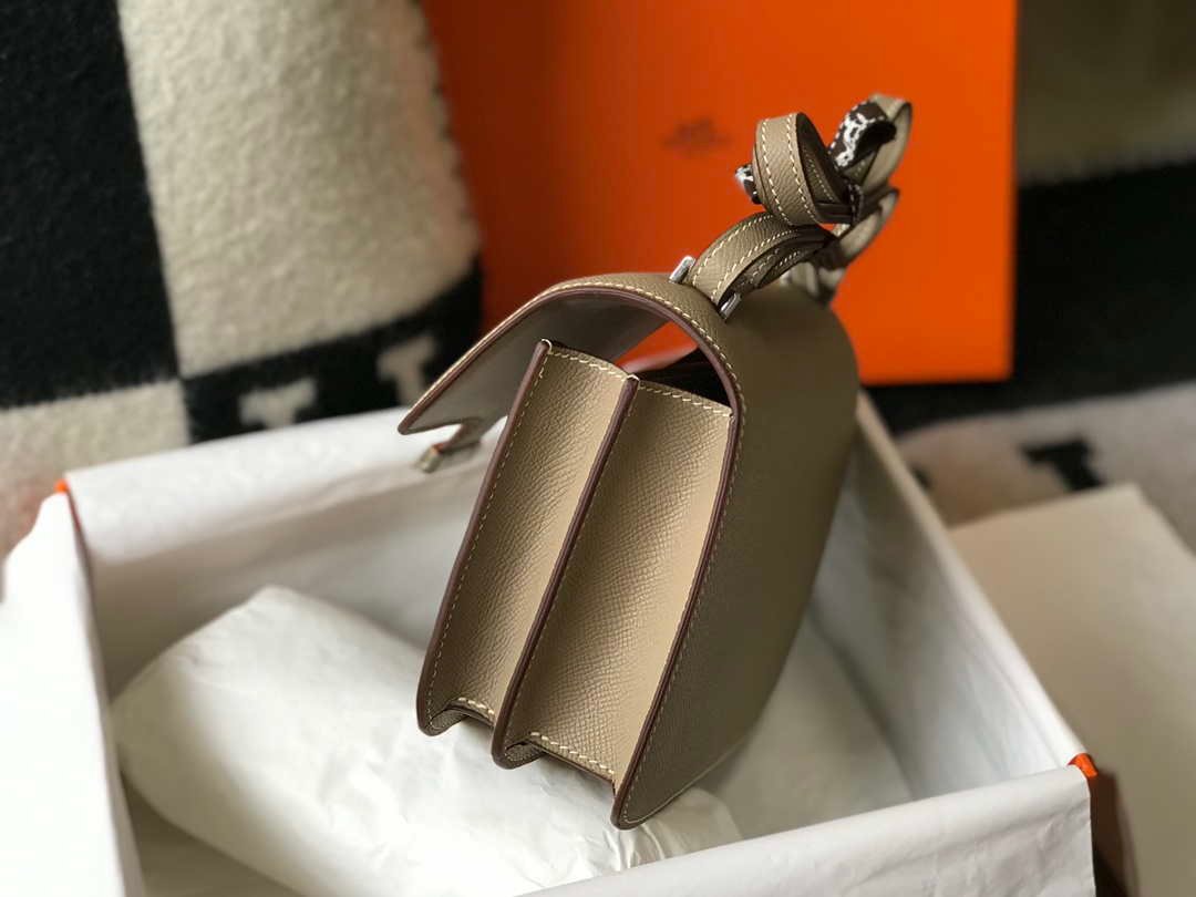 Hermes Constance Shoulder Bags Epsom Leather Silver H28415