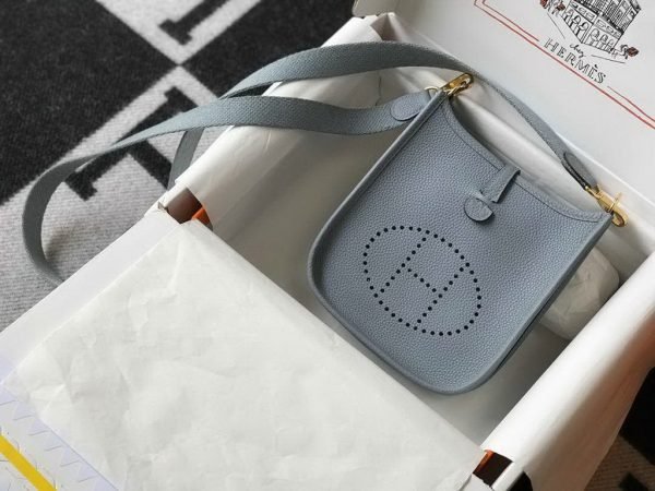 Replica Hermes Evelyne Bag Designer Hermes Mini Crossbody Bag 20394 Gold Buckle Light Blue