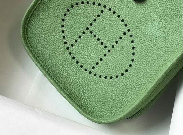 Replica Hermes Evelyne Bag Designer Hermes Mini Crossbody Bag 20393 Gold Buckle Light Green