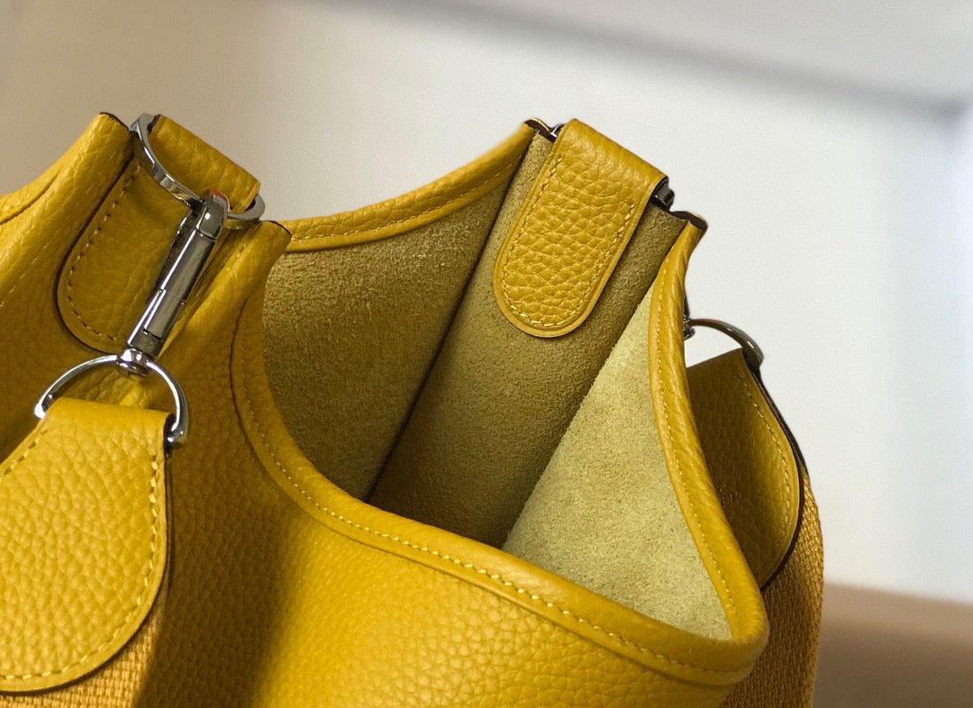Replica Hermes H083435 Evelyne III 29 Shoulder Bag Silver Hardware Yellow