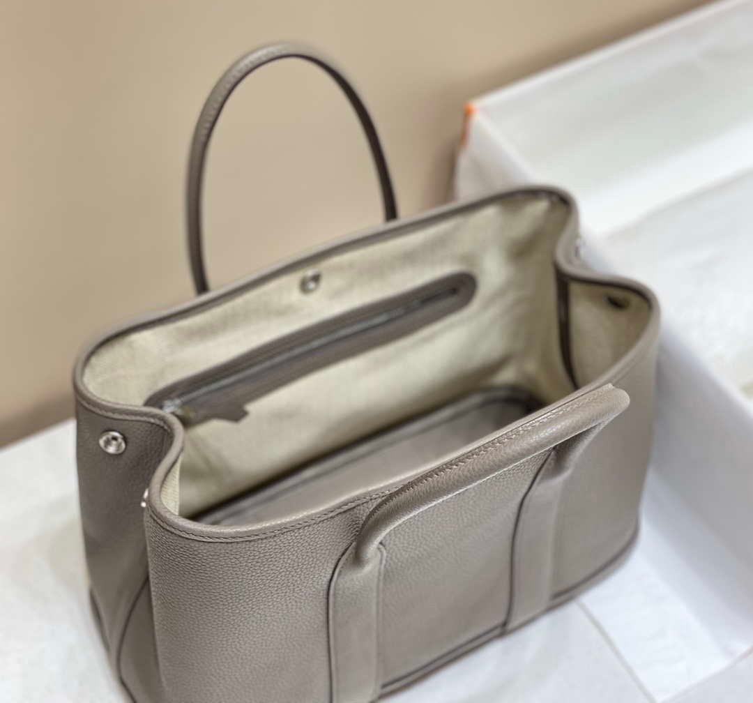 Hermes Light Dark Clemence Garden Party 30cm Bag H239046