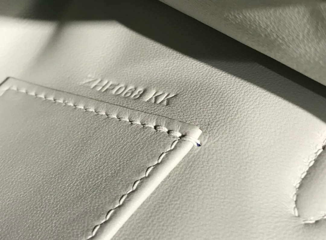 Hermes Kelly Pouchette Swift Leather clutch bag Silver H230259