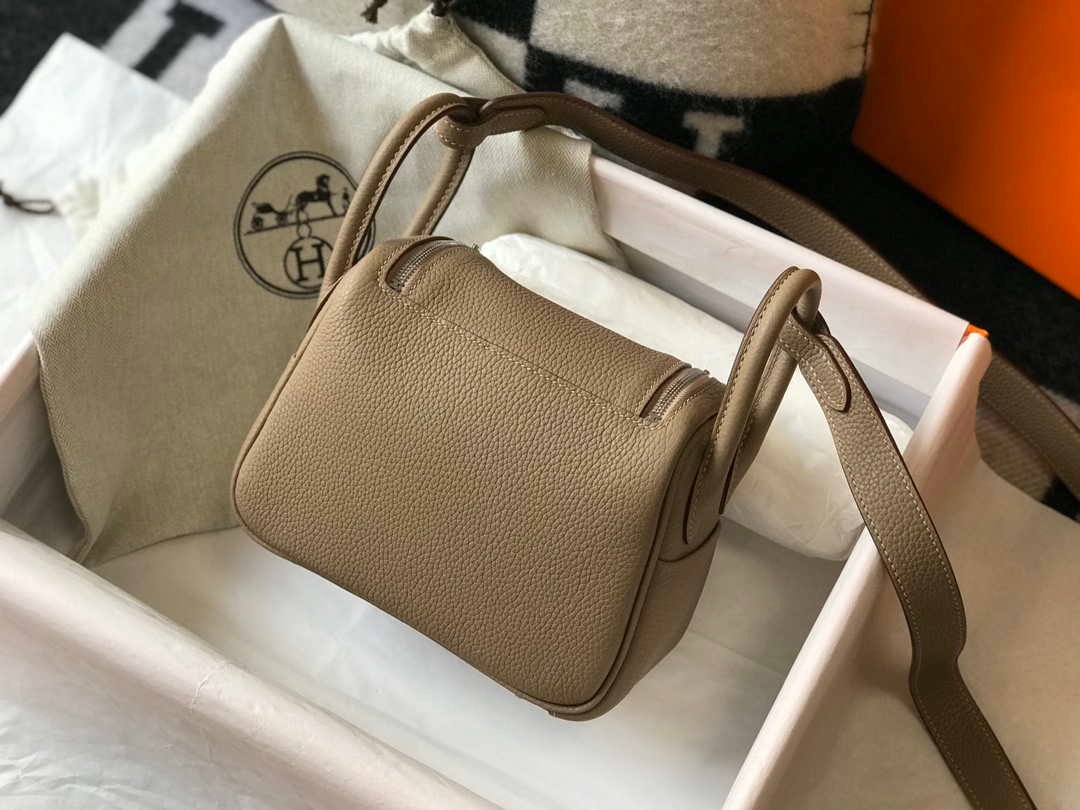Replica Hermes H079086CK18 Lindy Mini Bag 19cm Semi-manual H231910