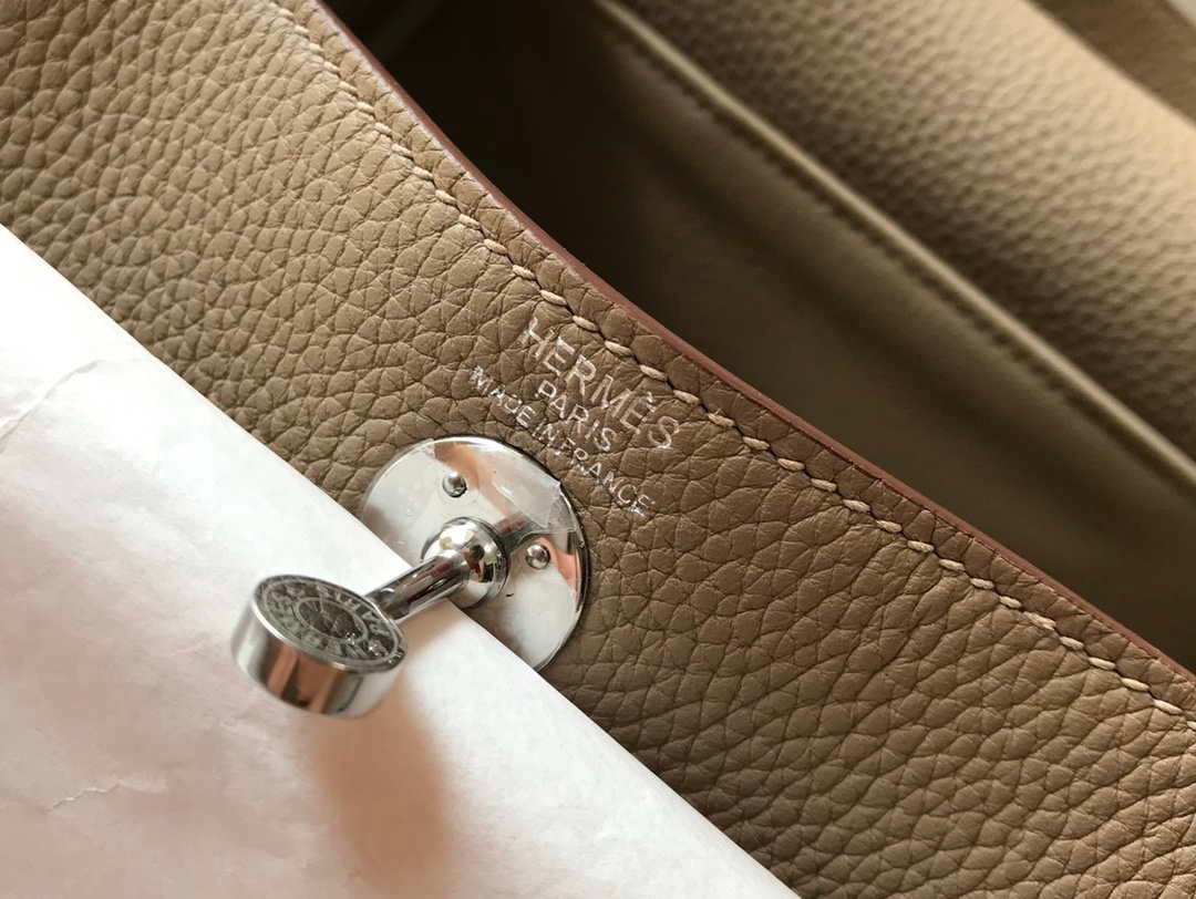Replica Hermes H079086CK18 Lindy Mini Bag 19cm Semi-manual H231910