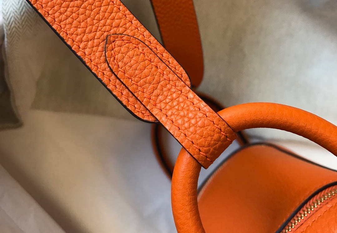 Replica Hermes H079086CK18 Lindy Mini Bag 19cm Semi-manual H231908