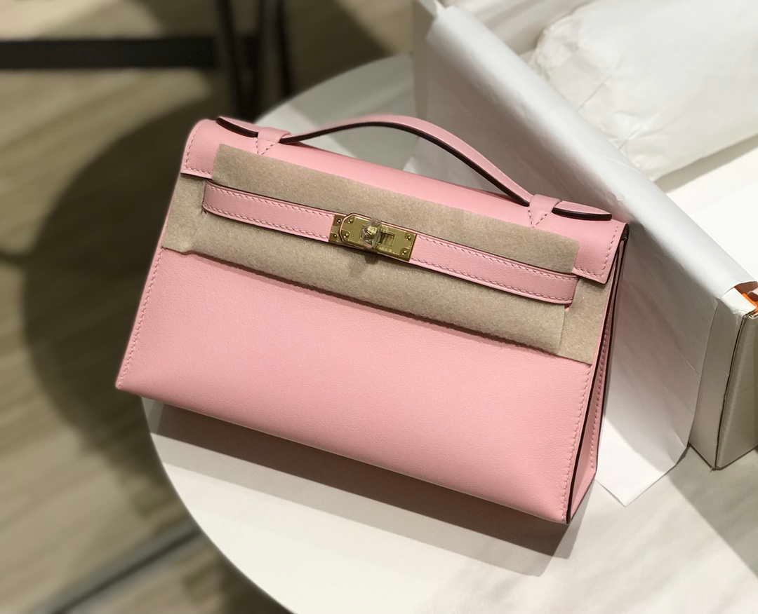 Replica Hermes Kelly Pouchette Swift Leather clutch bag Gold H230251