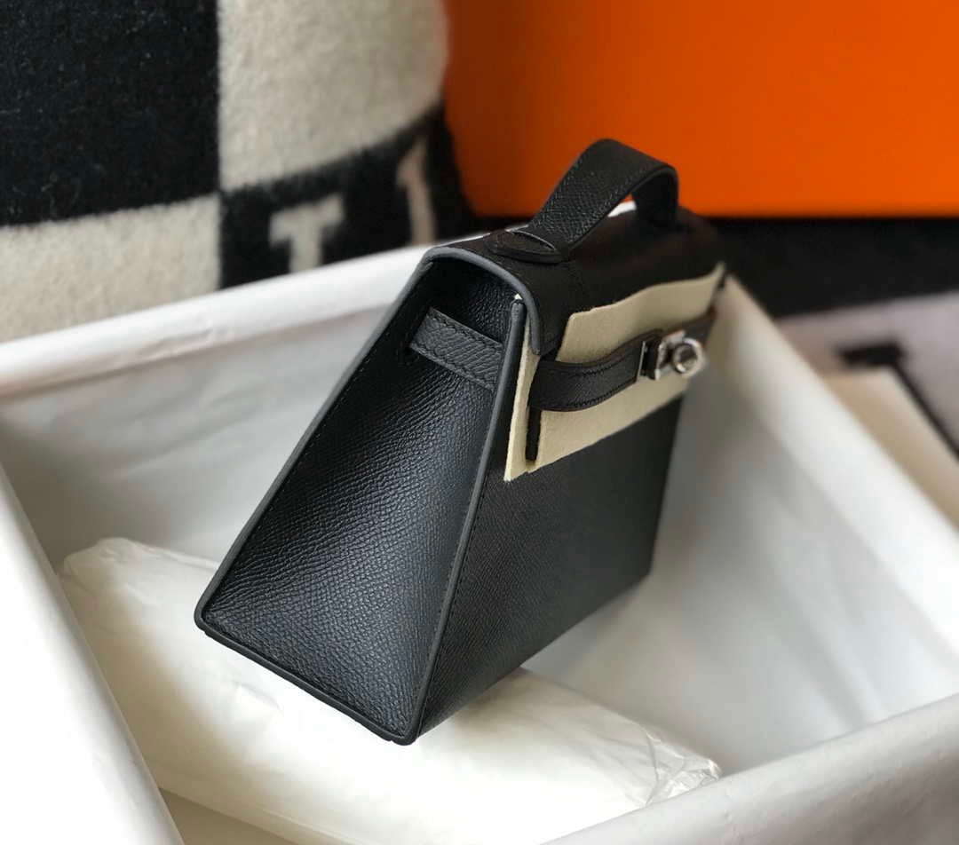 Hermes Mini Kelly Pouchette Epsom Leather H230240 Black Silver