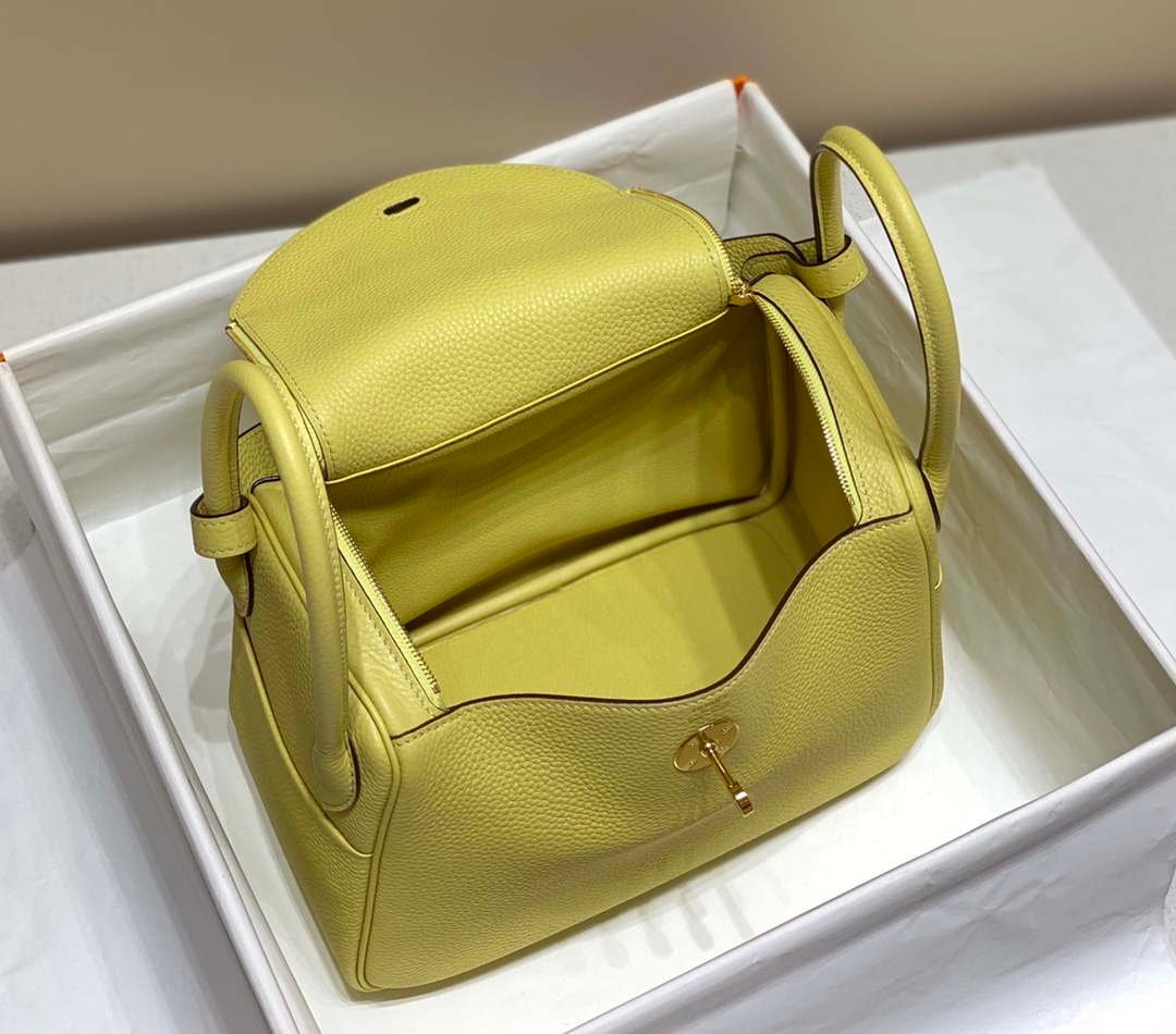 Replica Hermes H073428 Lindy Bag 26 30 H231955