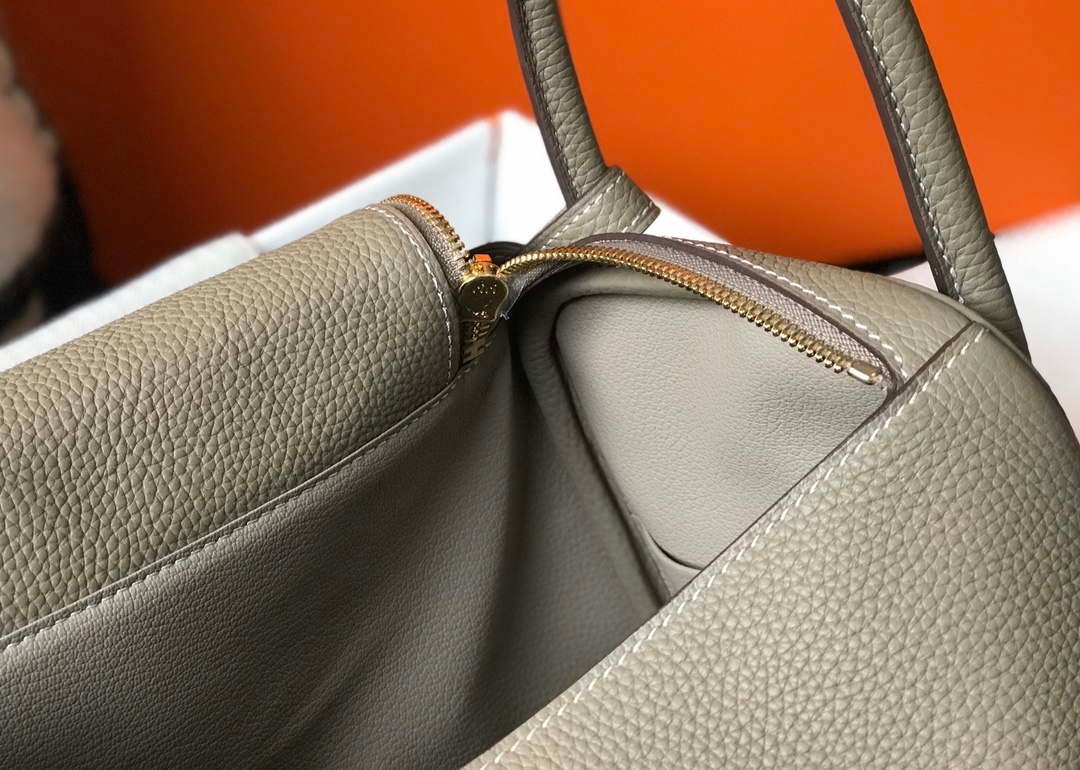 Replica Hermes H073428 Lindy Bag 26 30 H231945