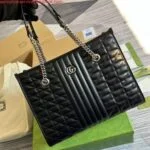 Gucci 675796 GG Marmont medium tote bag Black