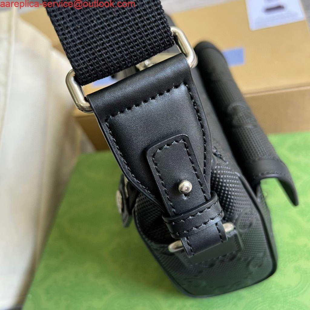 Gucci 674058 GG embossed messenger bag Black