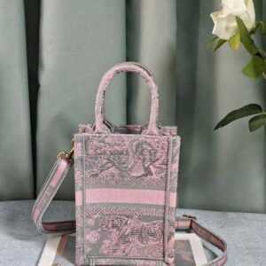 Louis Vuitton  MULIT POHCETTEA CCESSOIRES M44813  Green