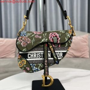 Louis Vuitton  Loop Hobo  M46725