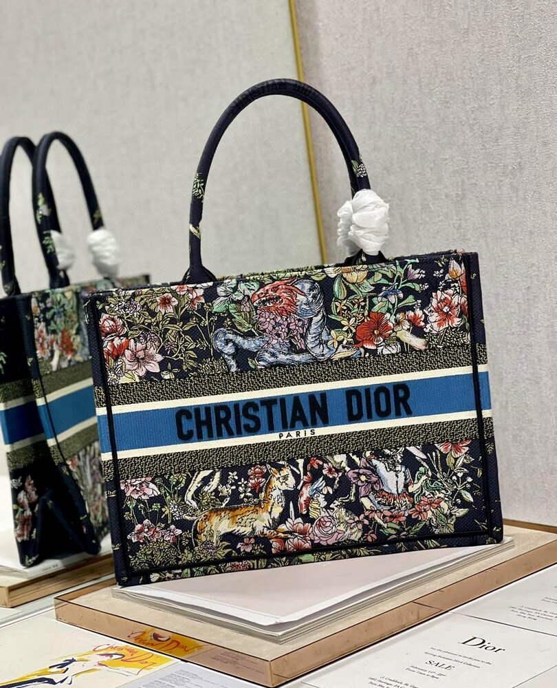 Dior M1296 Medium Book Tote D-Constellation embroidery in shades of blue