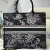 Dior M1286 Large Book Tote Black Toile de Jouy Zodiac latte embroidery