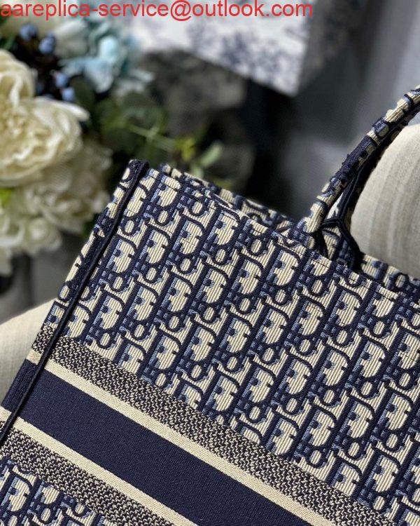 Dior M1286 Dior Book Tote Blue Dior Oblique Velvet
