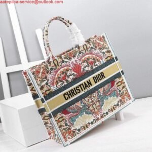 Dior M9241 Dior Small Dior Caro Bag Apricot