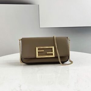 Fendi Baguette medium white
