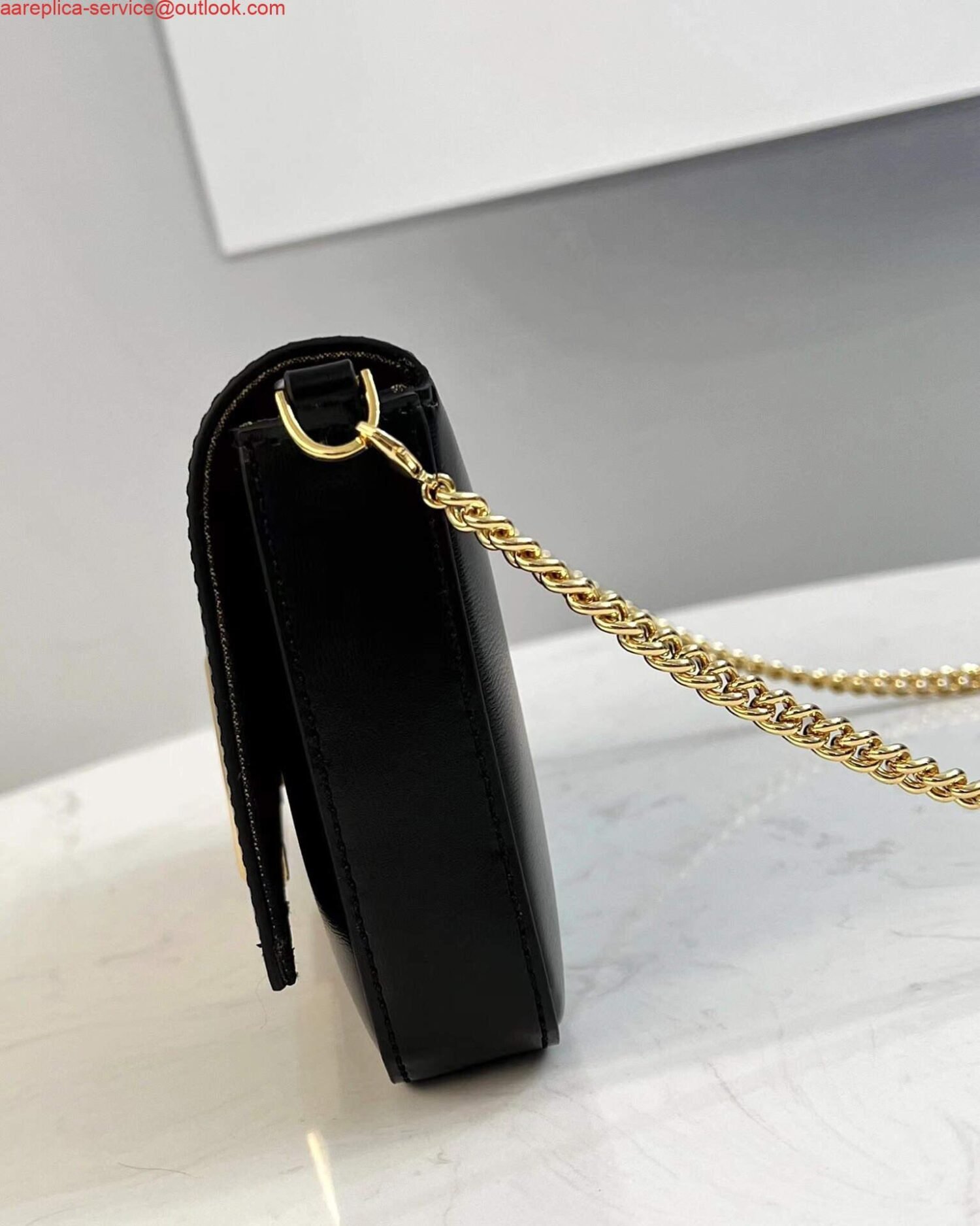 Fendi 8521 Baguette Chain Midi Shoulder Bag Black