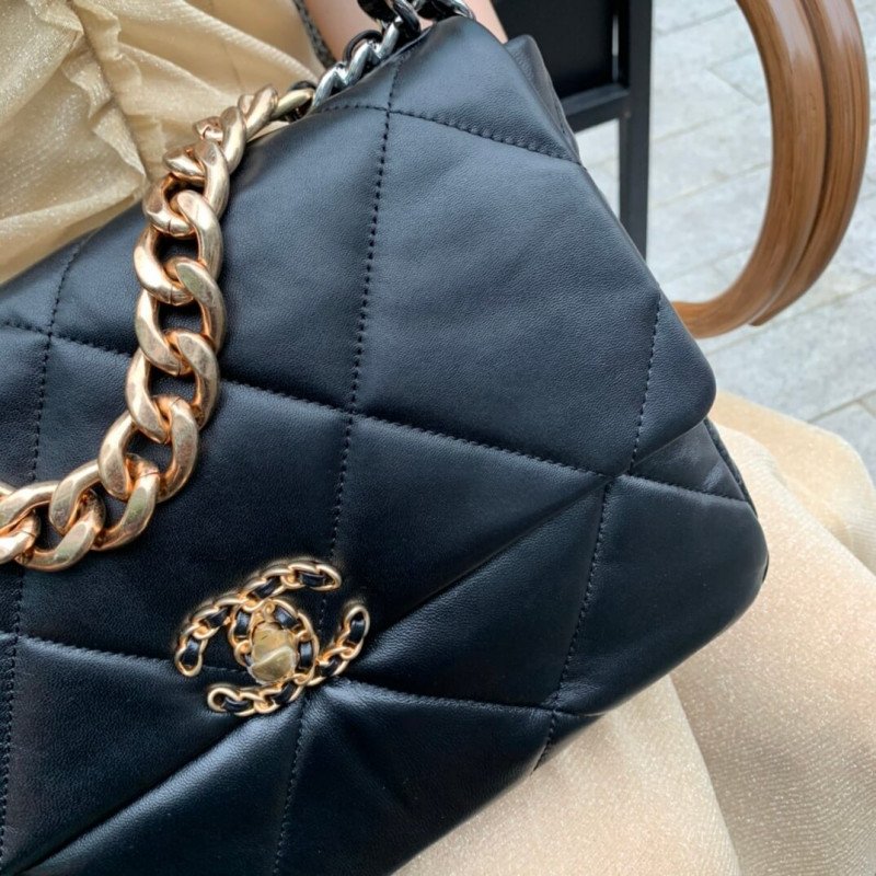 Chanel Designer 19 Large Lambskin Luxury Flap Bag As1161
