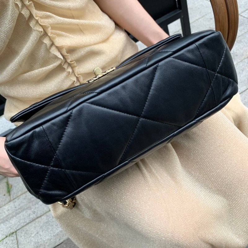 Chanel Designer 19 Large Lambskin Luxury Flap Bag As1161
