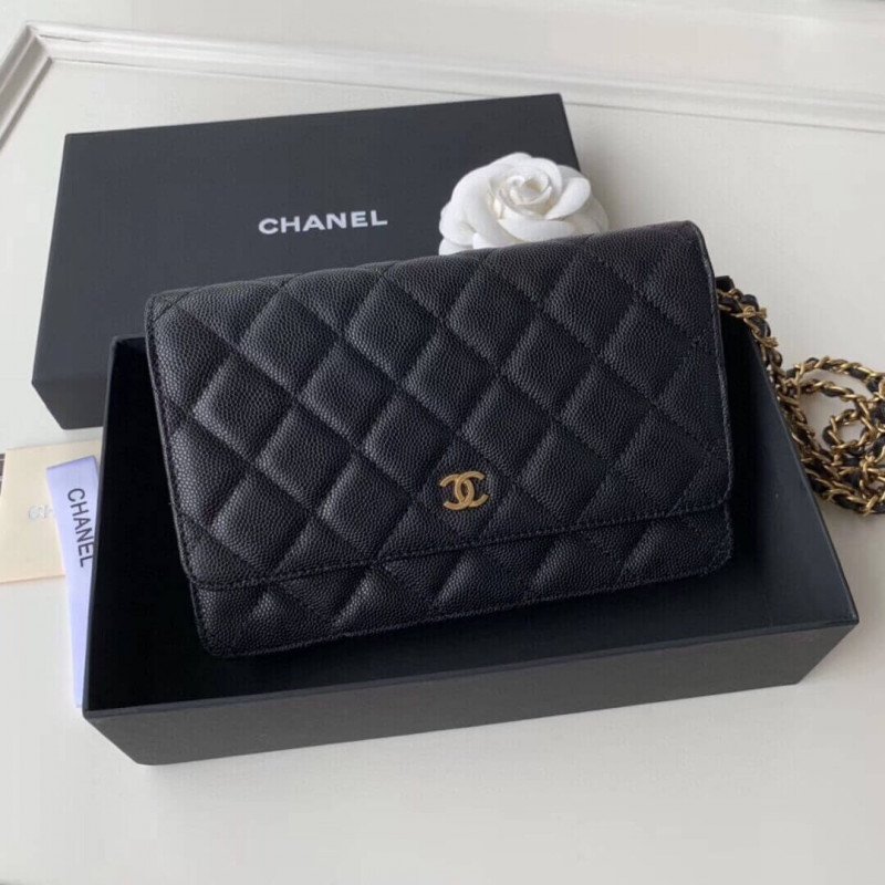 Replica Chanel Caviar Replica Quilted Wallet On UK Chain Woc A33814